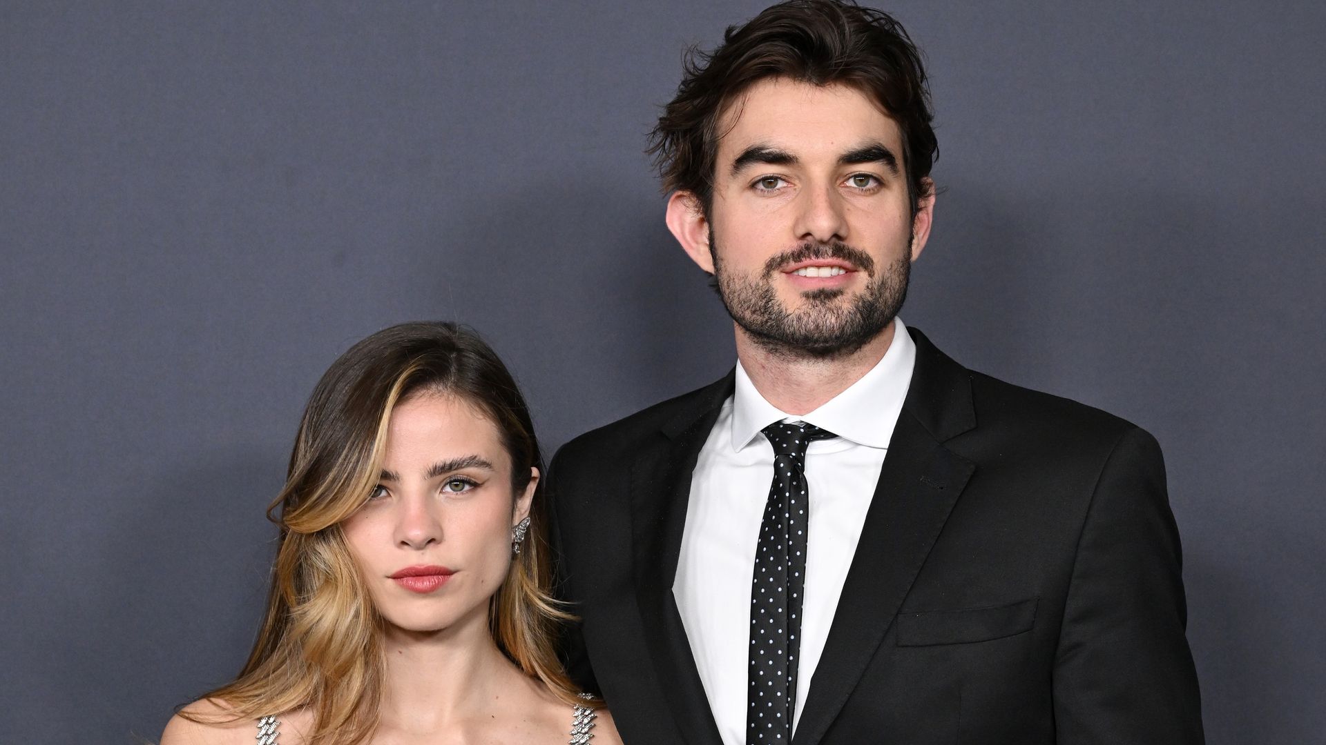 Giulia Be y Conor Kennedy en el estreno de "Curb Your Enthusiasm" en Los Angeles, California, el 30 de enero de 2024
