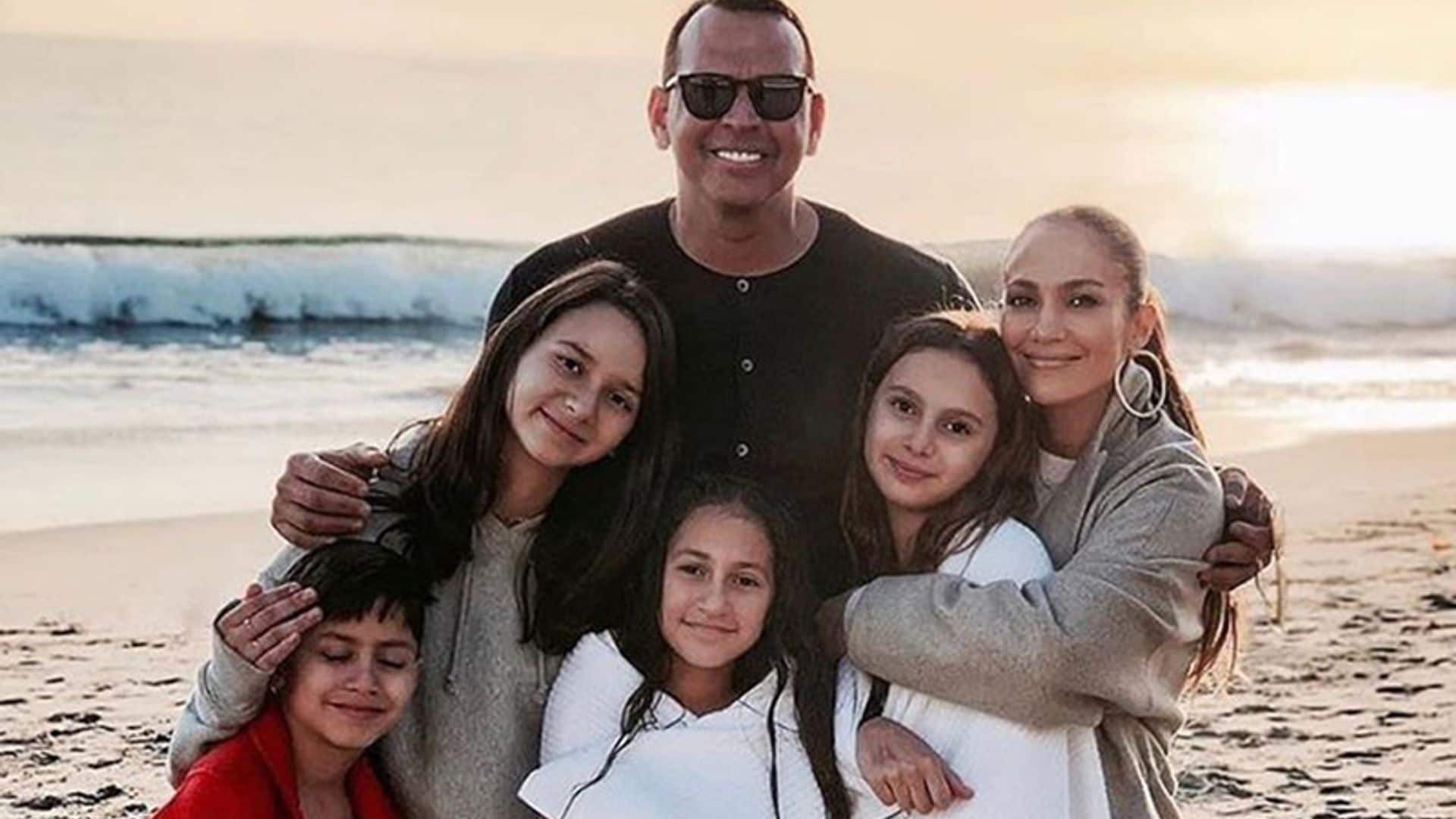 ¡La familia crece! Jennifer Lopez y Alex Rodríguez dan la bienvenida a un nuevo miembro