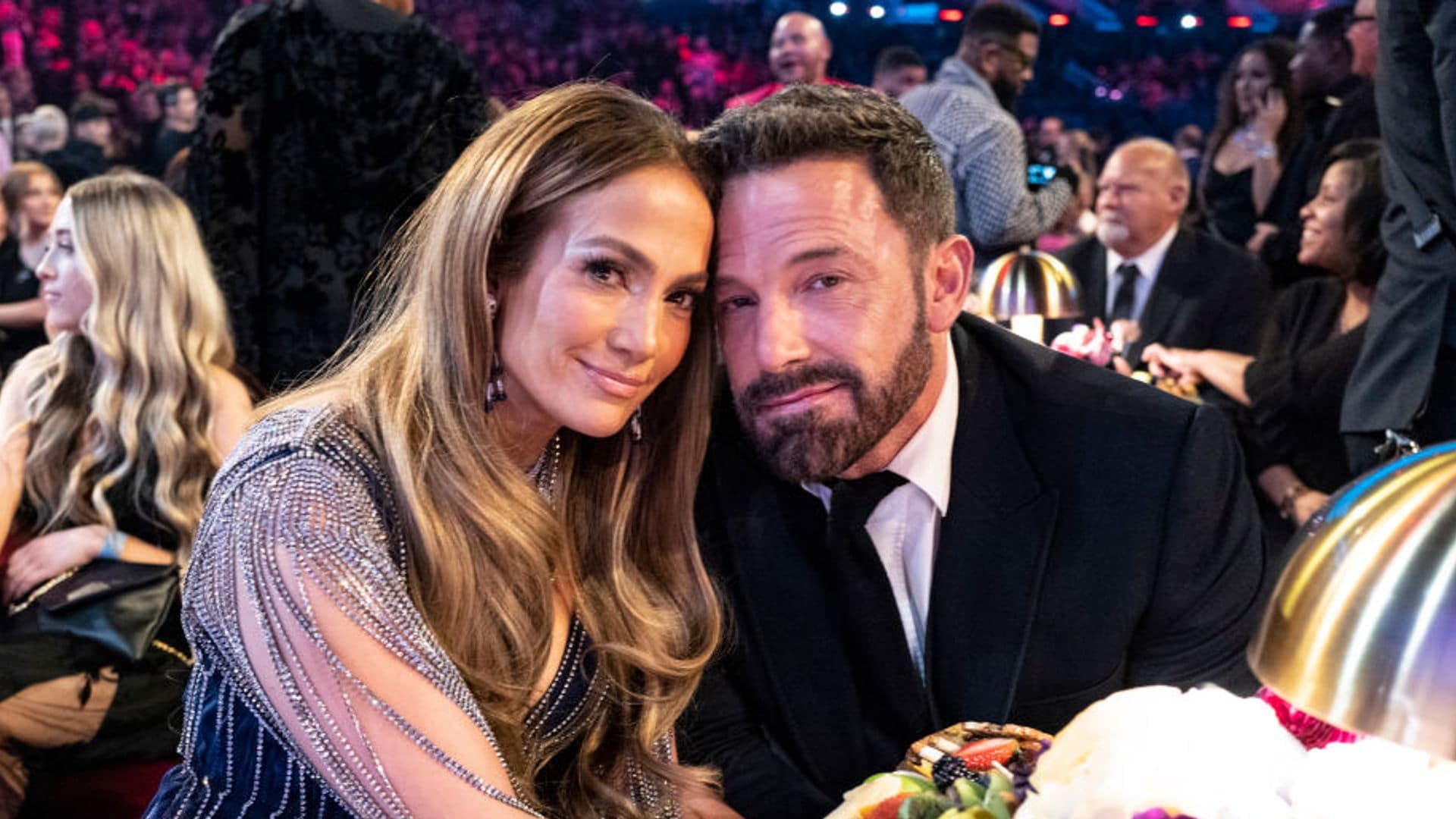 Jennifer Lopez y Ben Affleck pasan su segundo aniversario separados