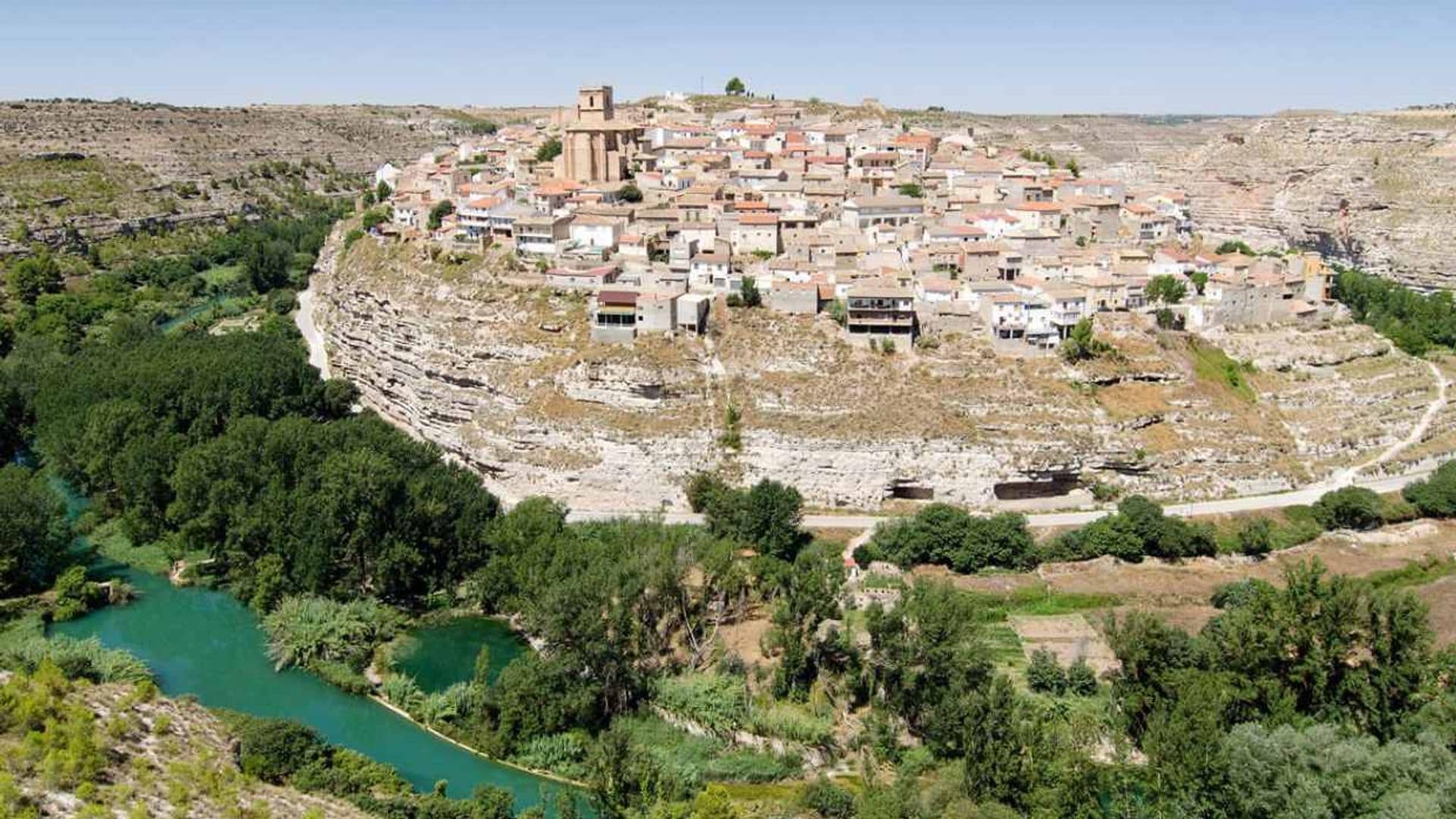 Jorquera, un tesoro de pueblo abrazado al Júcar