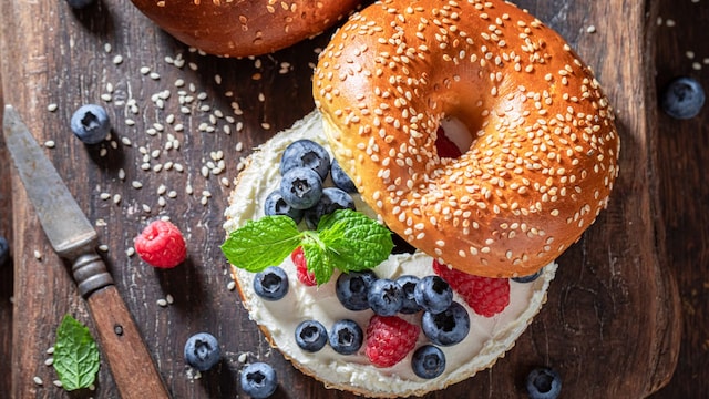 bagelfrutosrojos adobe