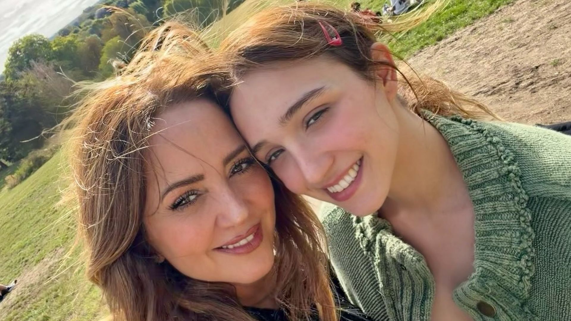 Andrea Legarreta y su hija Nina Rubín.