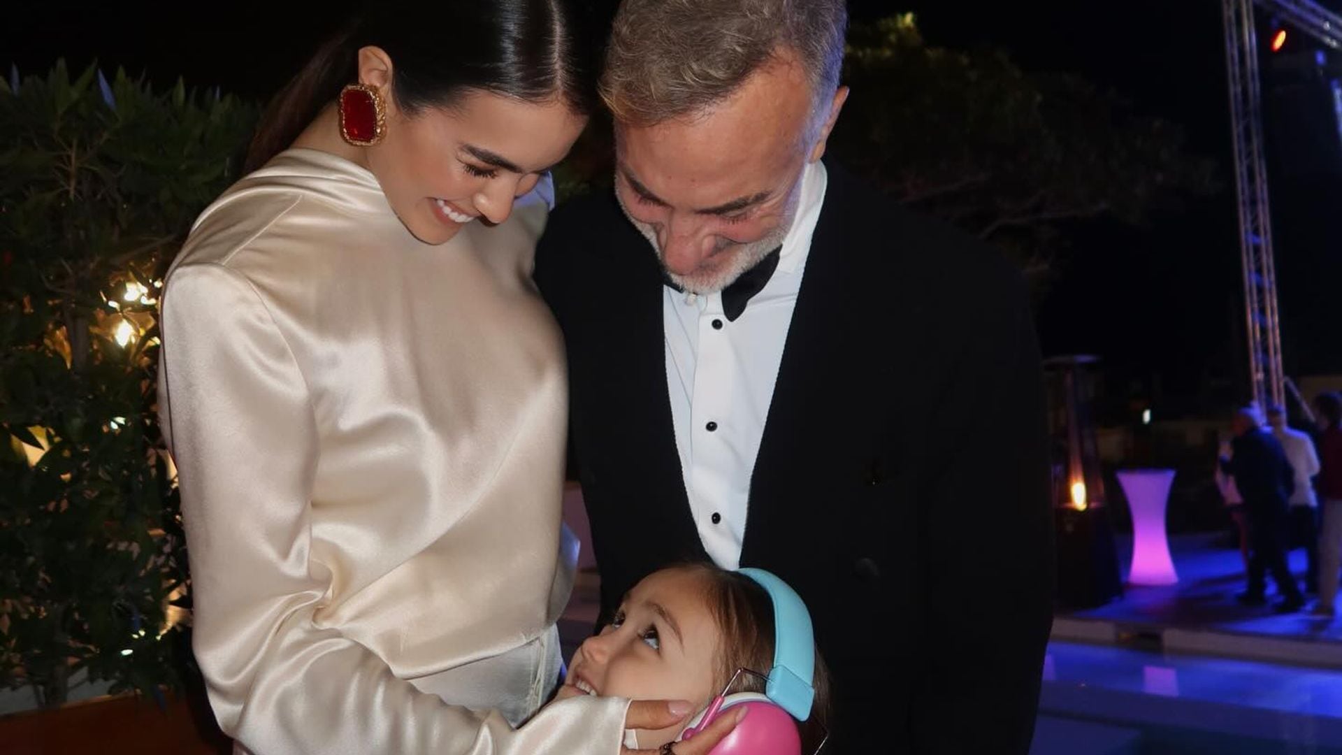 Sharon Fonseca, Gianluca Vacchi y su hija Blu inauguran el 2026 con un viaje a Dubái