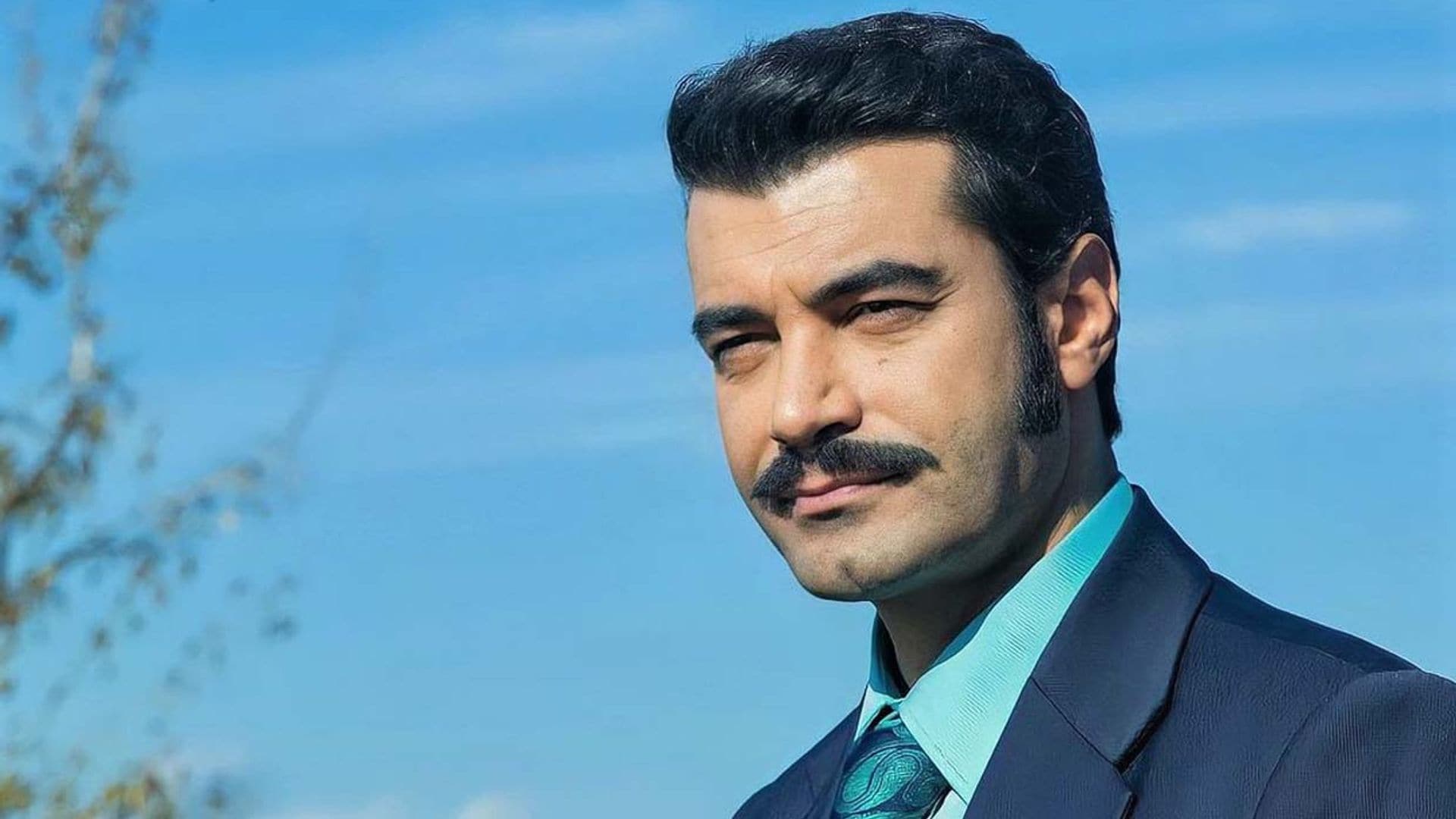 ¡Parece otro! El actor protagonista de 'Tierra Amarga', Murat Ünalmiş, sorprende con una foto sin bigote