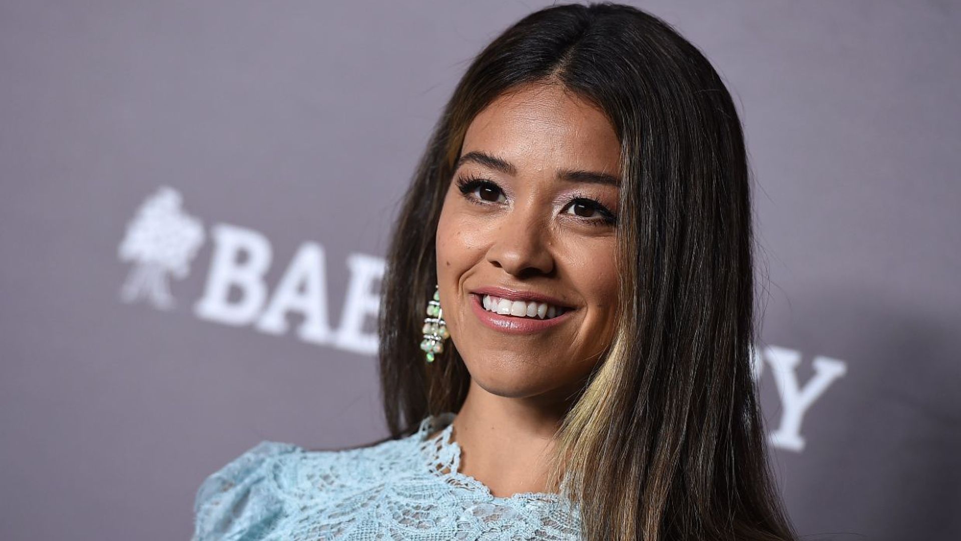 Quién es Gina Rodríguez, la actriz que protagonizará la serie de 'Mujeres al borde de un ataque de nervios'