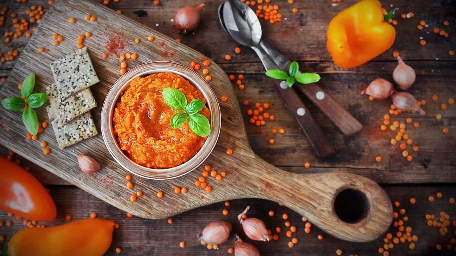 Paté de lentejas naranjas y pimiento al curry
