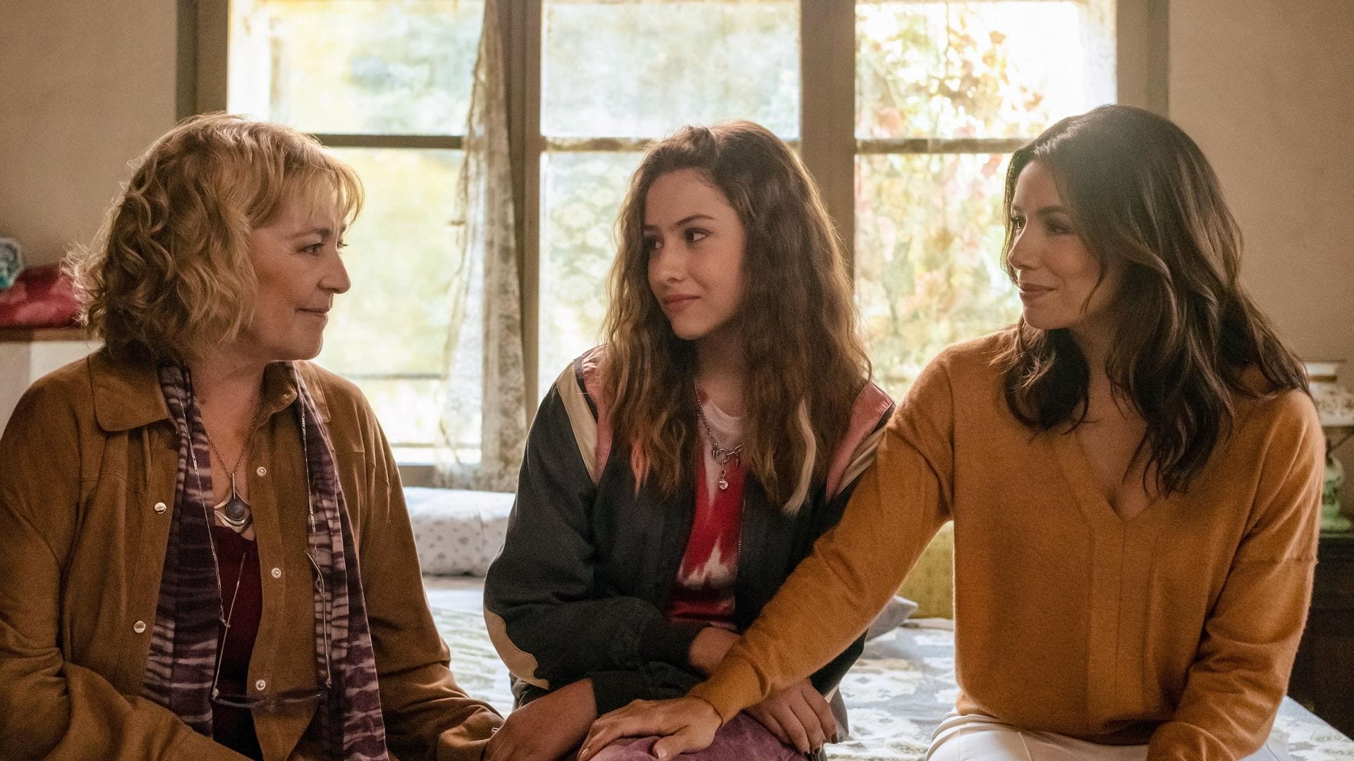 Eva Longoria y Carmen Maura serie Tierra de mujeres