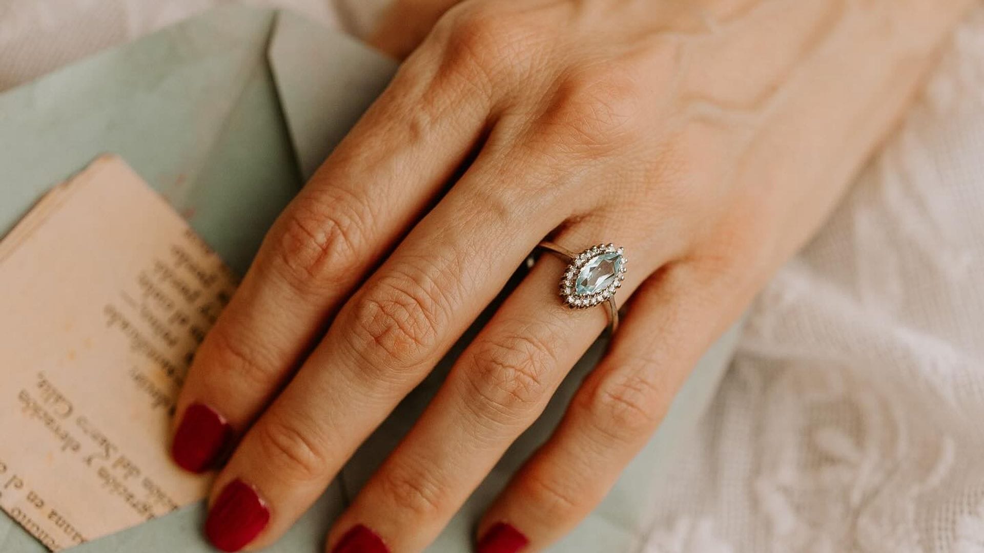 Este es el significado de cada piedra preciosa: las más demandadas en joyería nupcial