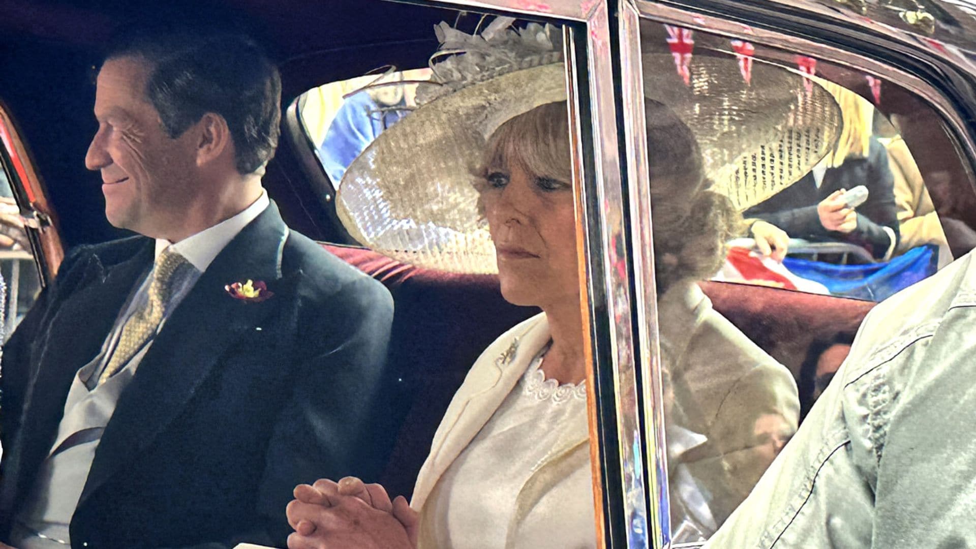 Salen las primeras imágenes de la boda de Carlos III y la reina Camilla en el rodaje de 'The Crown'