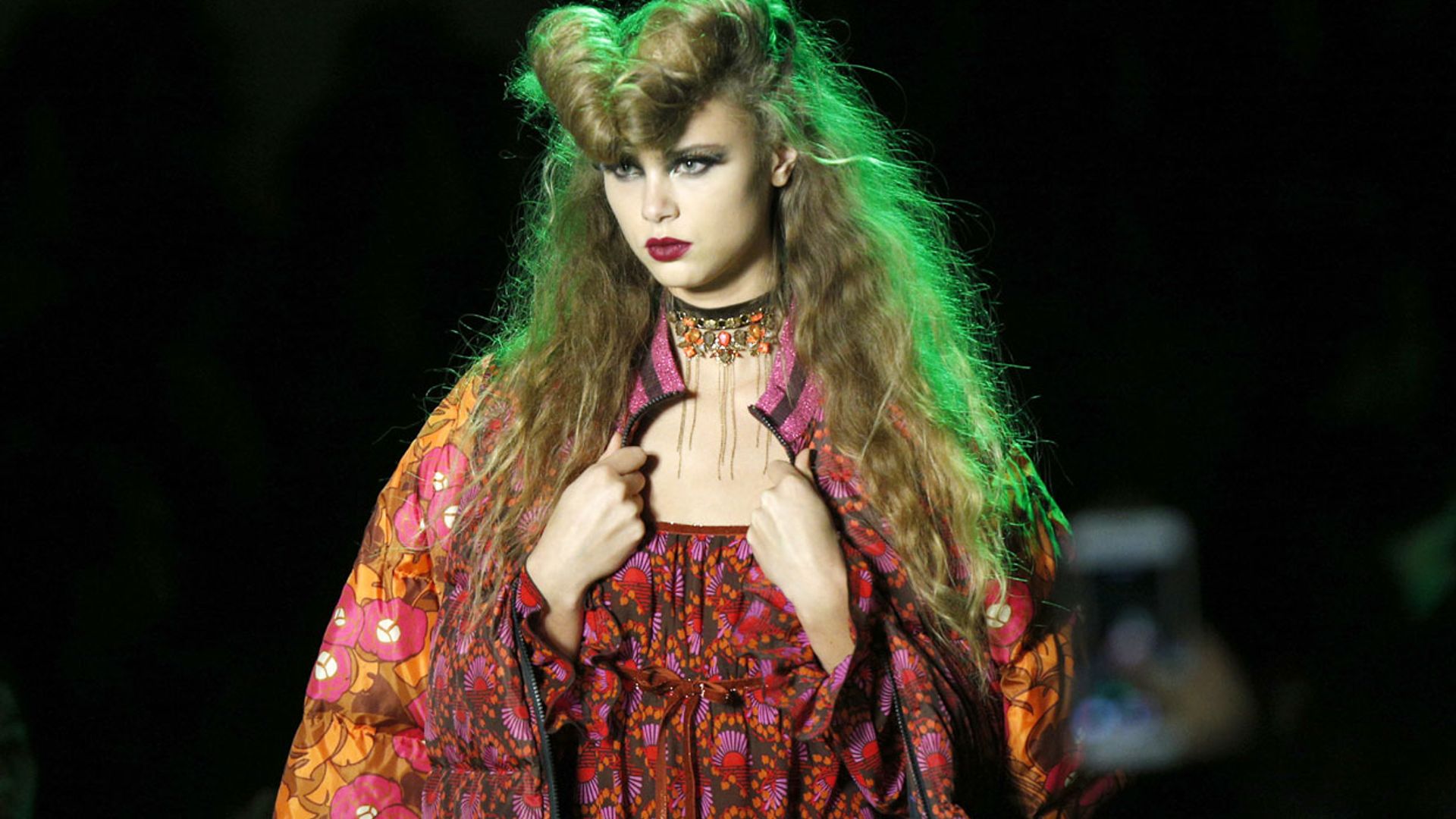 La 'terrorífica' colección de Anna Sui con guiño cinematográfico