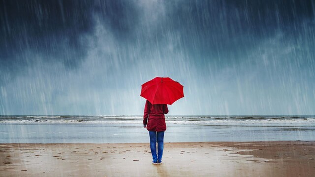 lluvia mujer