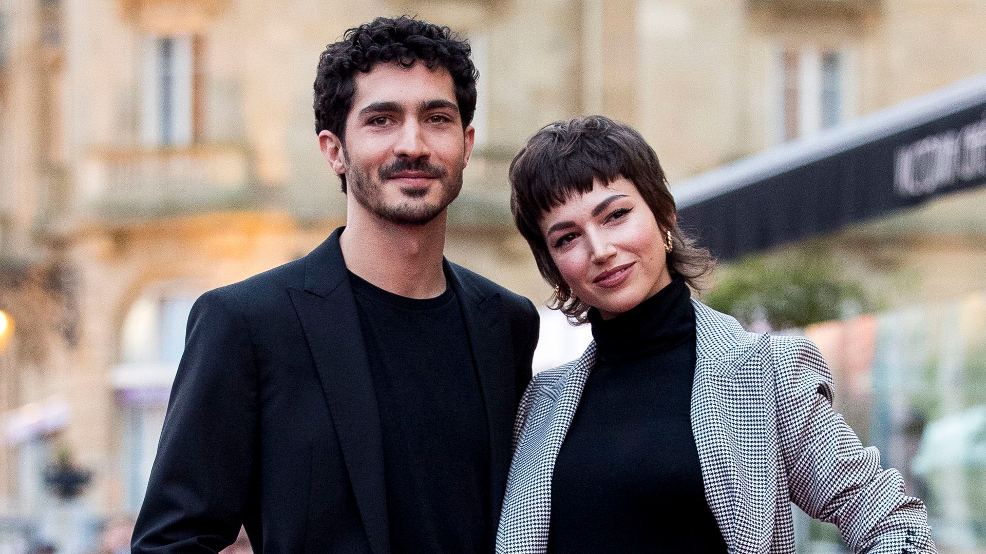 La historia de amor de Úrsula Corberó y Chino Darín: de su primer encuentro hace diez años a formar una familia