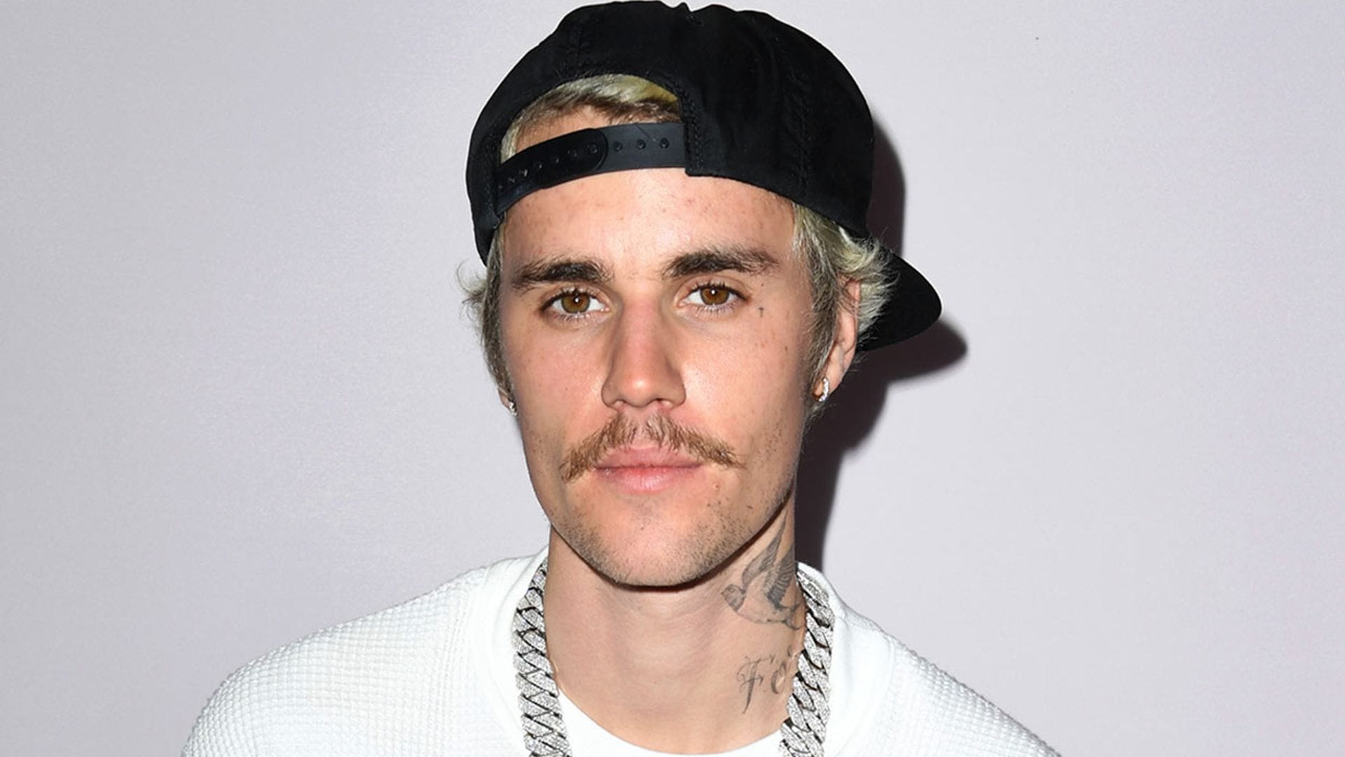Justin Bieber estalla y se defiende de las duras acusaciones de dos de sus fans