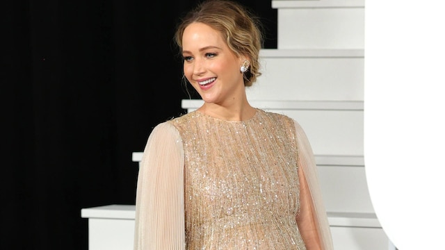 hola 4038 jennifer lawrence