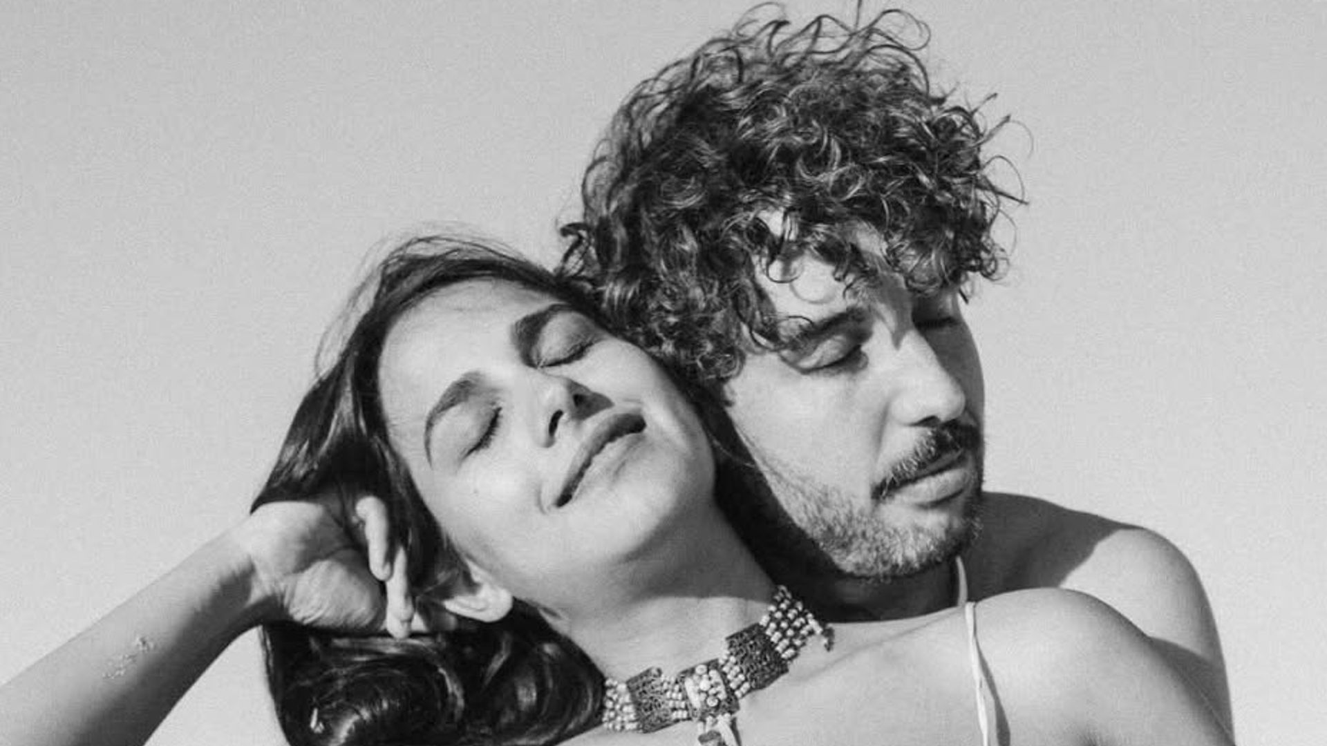 La imagen más esperada: Lola Orellana, hija de Rosario Flores, embarazada junto a su novio