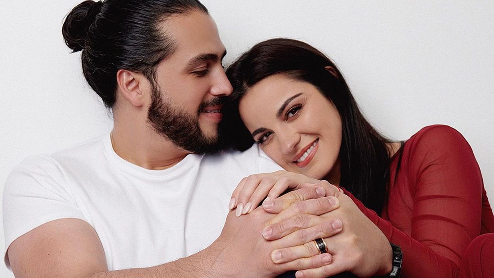 El nuevo amor de Maite Perroni (Rebelde), empañado por la polémica
