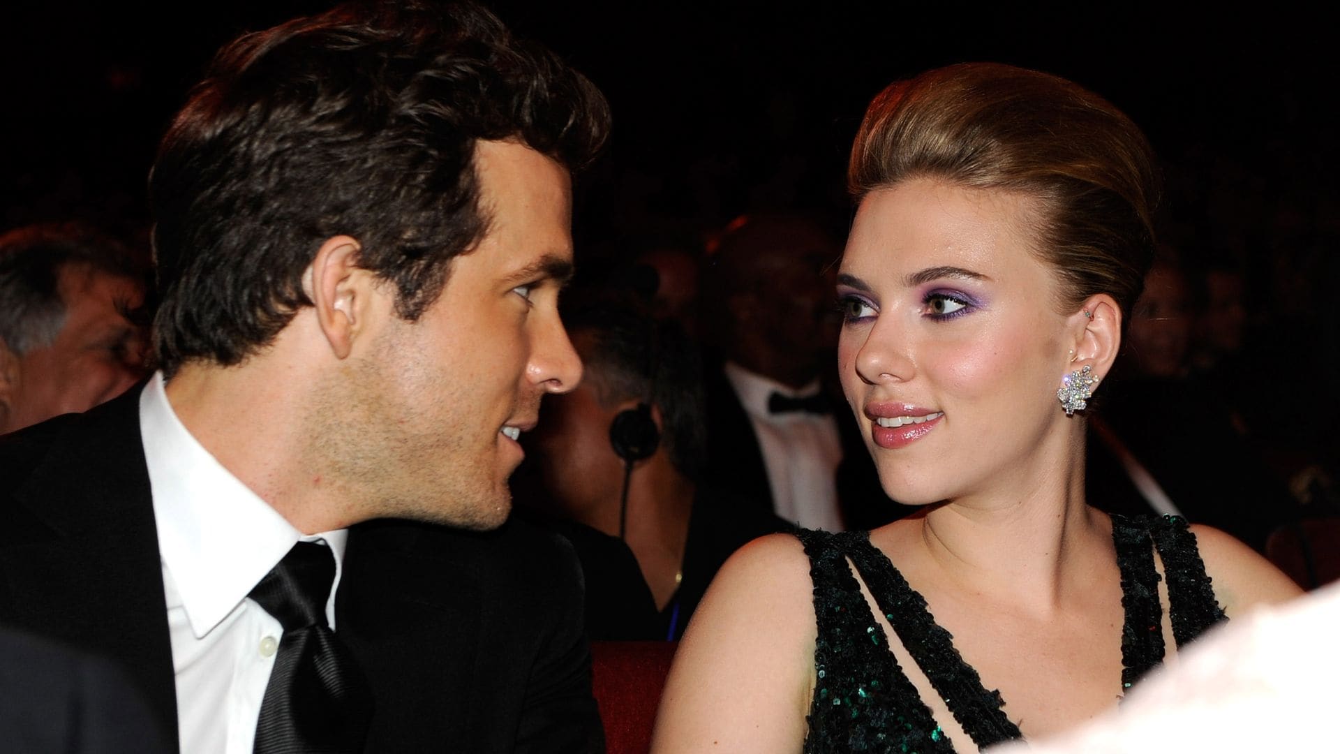 Ryan Reynolds y Scarlett Johansson en los Premios Tony de 2012 en Nueva York 