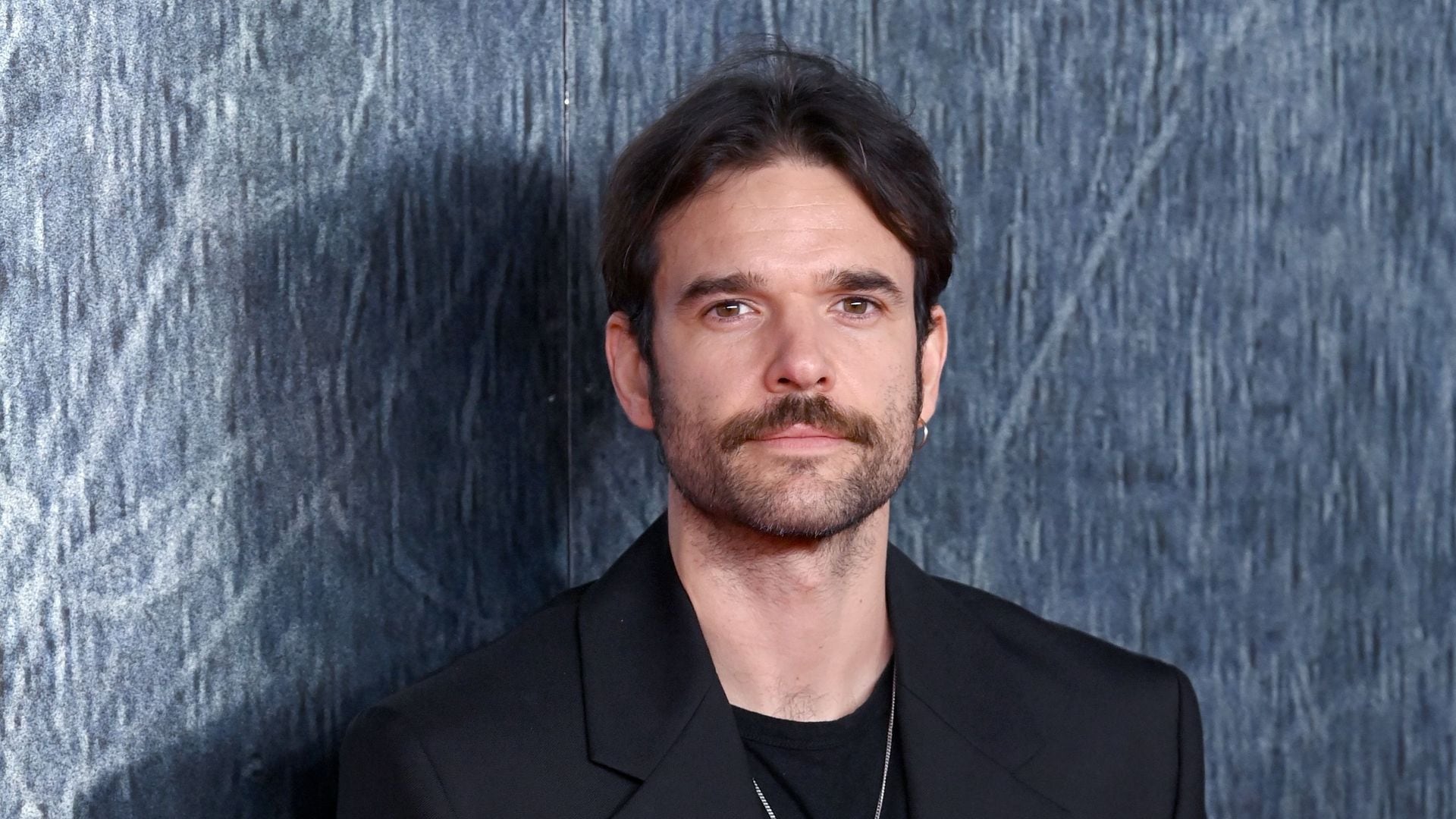 Primeras palabras de Jon, hijo de Imanol Arias, tras anunciar que va a ser padre: “Con tranquilidad y contento”