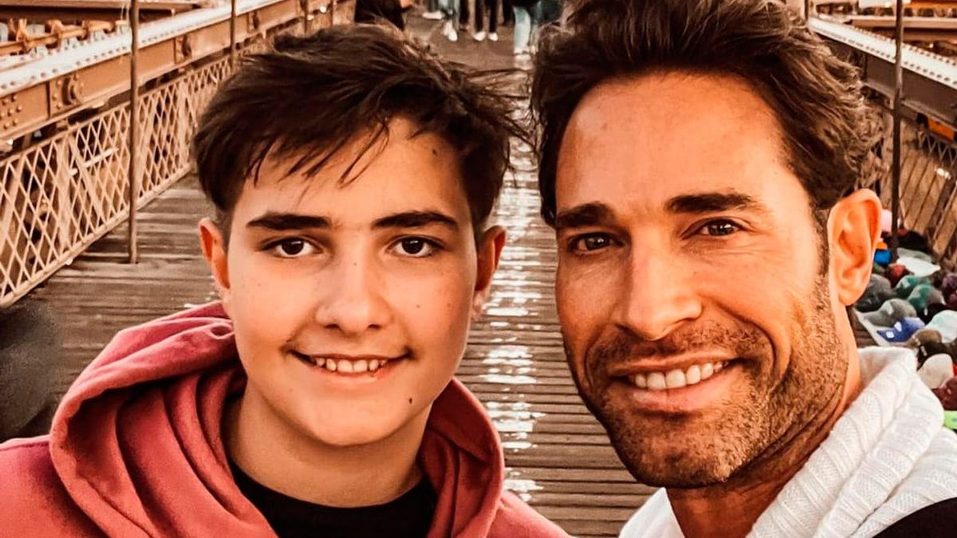 Sebastián Rulli habla de la convivencia con su hijo: 'Es un niño noble, bueno' | ¡HOLA!