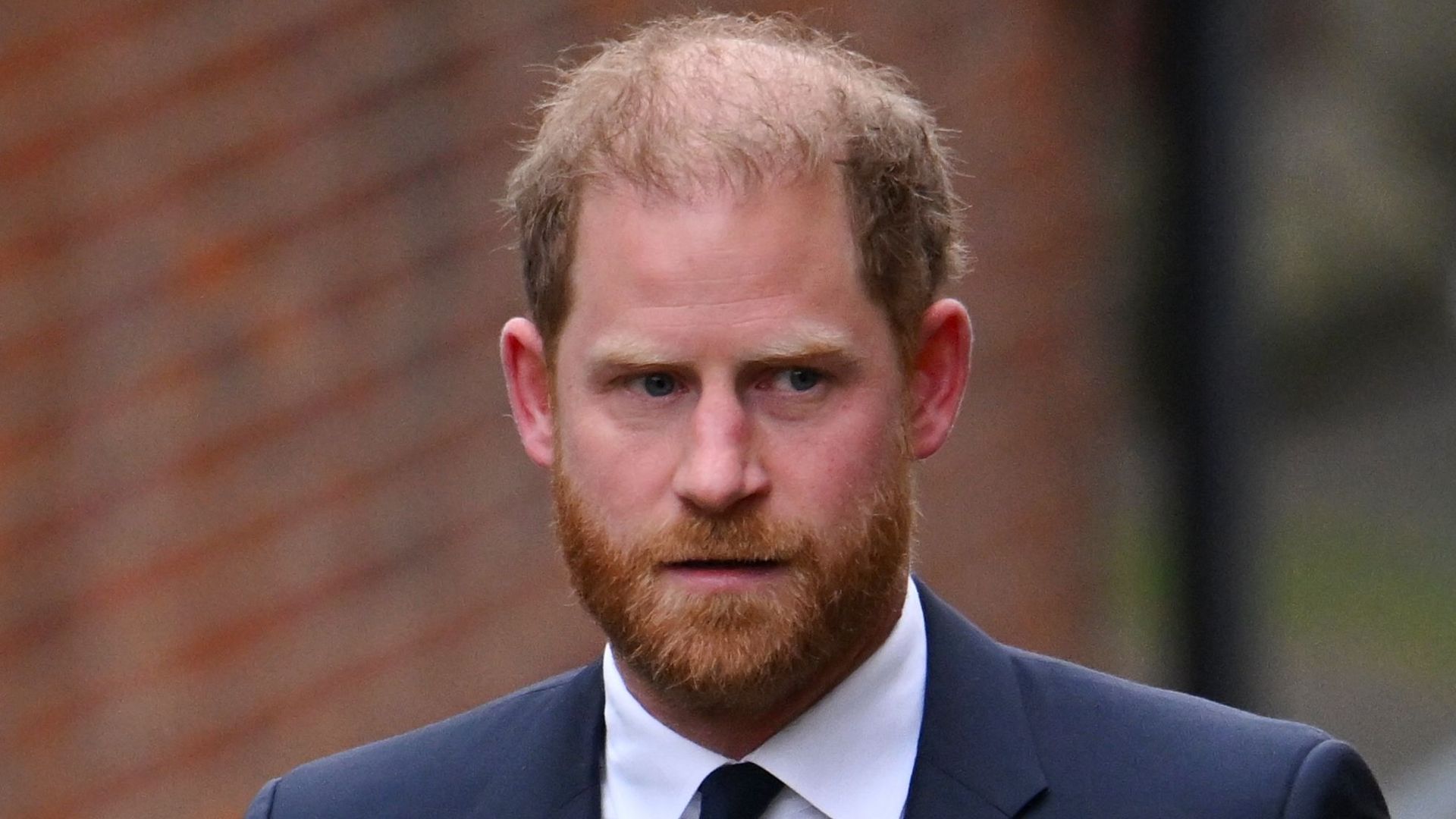 Las lágrimas del príncipe Harry en sus declaraciones más duras sobre Meghan Markle: “Han hecho de la vida de mi mujer una absoluta miseria”