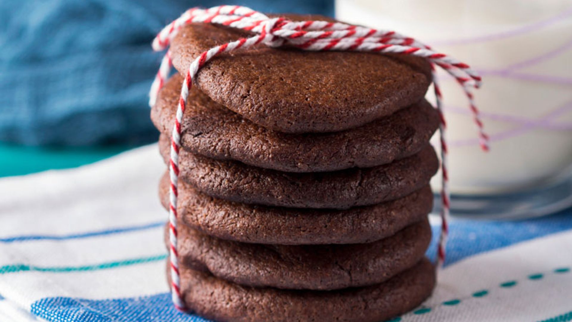 Galletas de chocolate y avellana