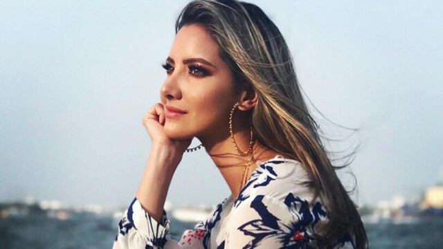 ex miss universe contestant daniella alvarez reveals she can 39 t feel her right foot