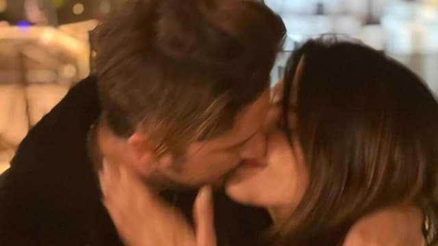Almudena Navalón abre su álbum más personal para felicitar a Manuel Carrasco