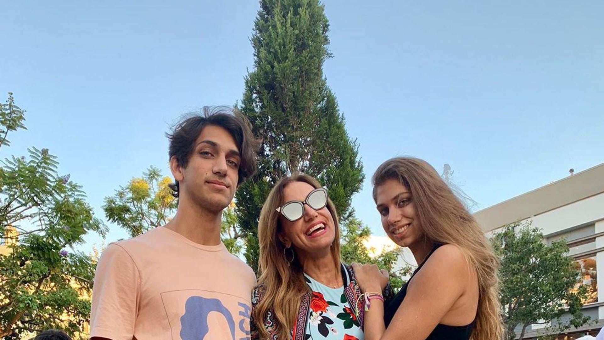 ¡Con todo y mariachi!, hijos de Lili Estefan la sorprenden por su cumpleaños