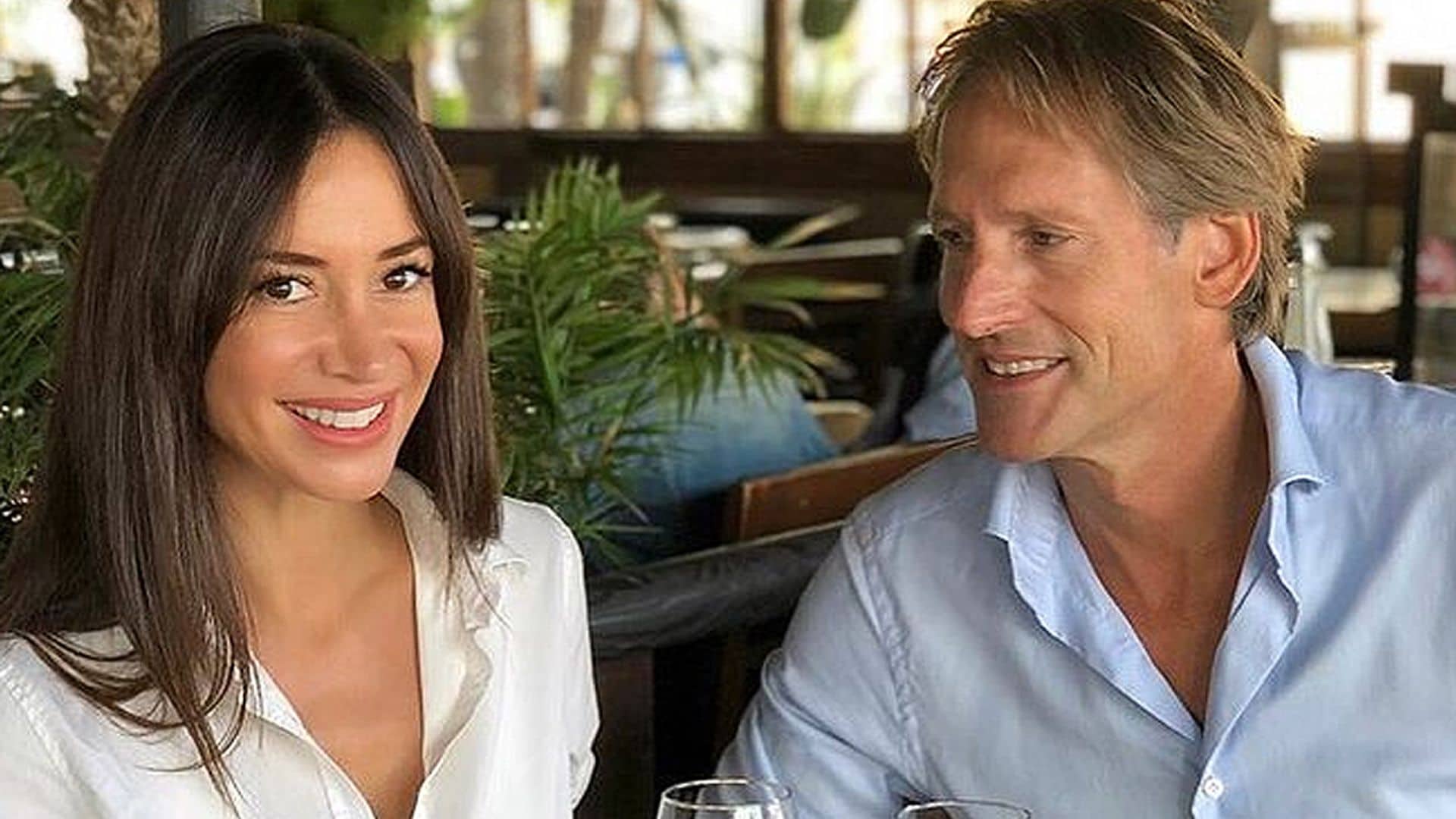 Exclusiva en ¡HOLA!, Cecilia Gómez y Marco Vricella, en su nuevo ático: 'Nos casamos el 26 de junio'