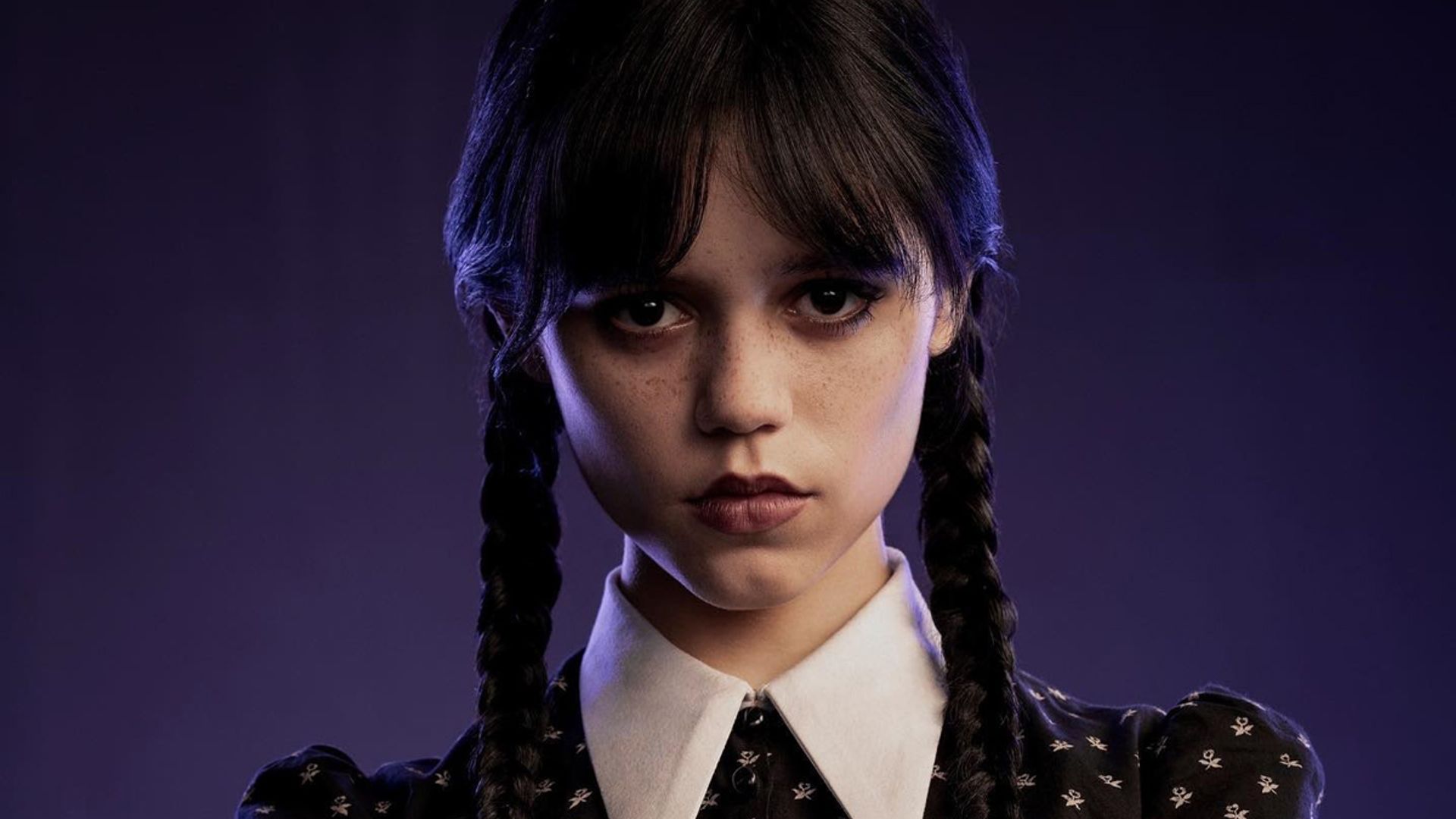 Hazte ya con los mocasines y bluchers que Miércoles Addams ha vuelto a poner de moda