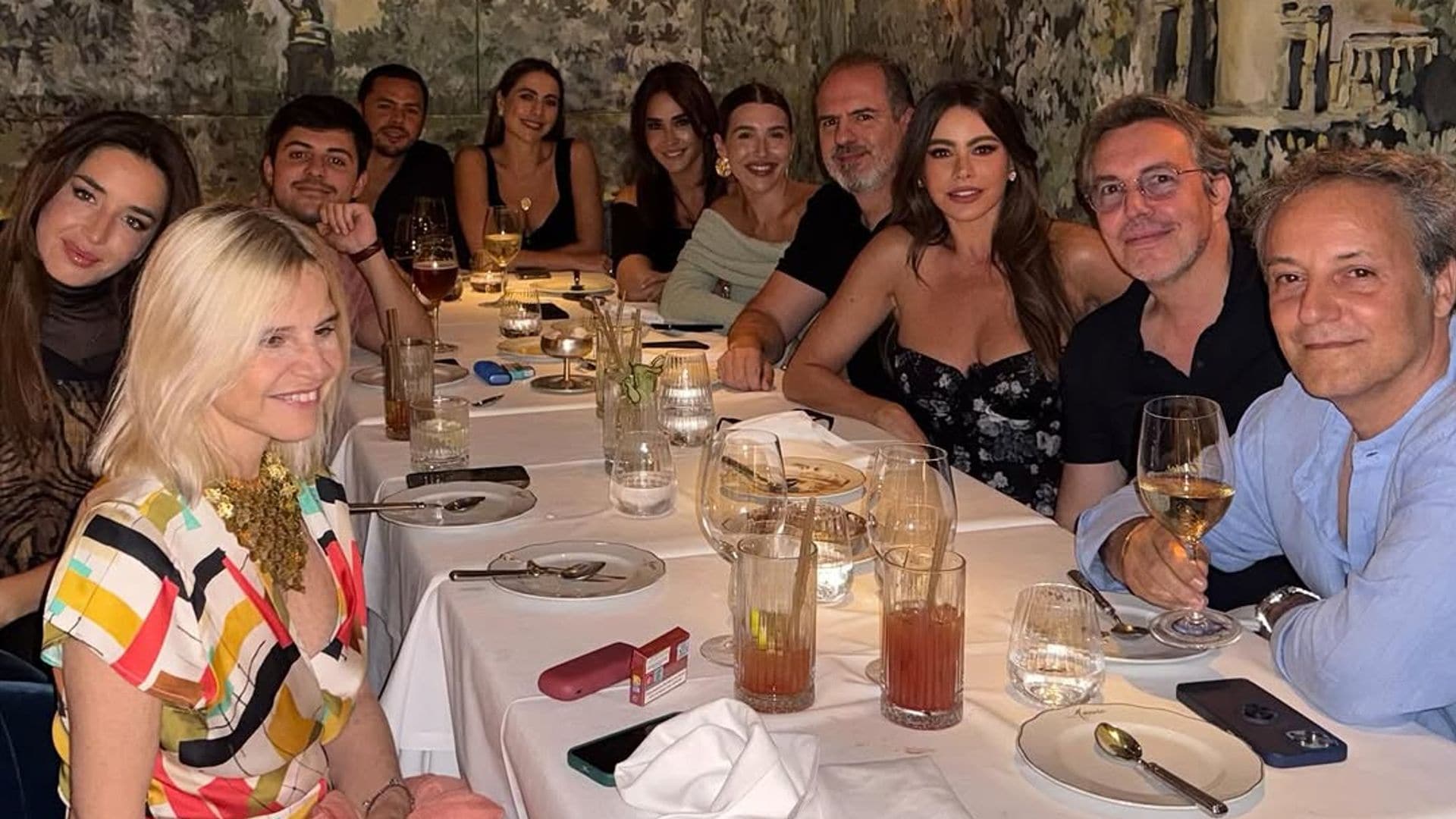 Los planes secretos de Sofía Vergara en Madrid: cena con Eugenia Martínez de Irujo y reencuentro con Karol G
