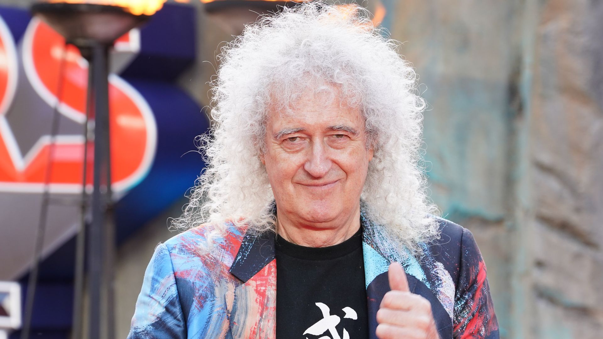 Brian May, el guitarrista astrofísico de Queen, viaja a Teruel para ver el eclipse: "Me siento privilegiado de estar en España"