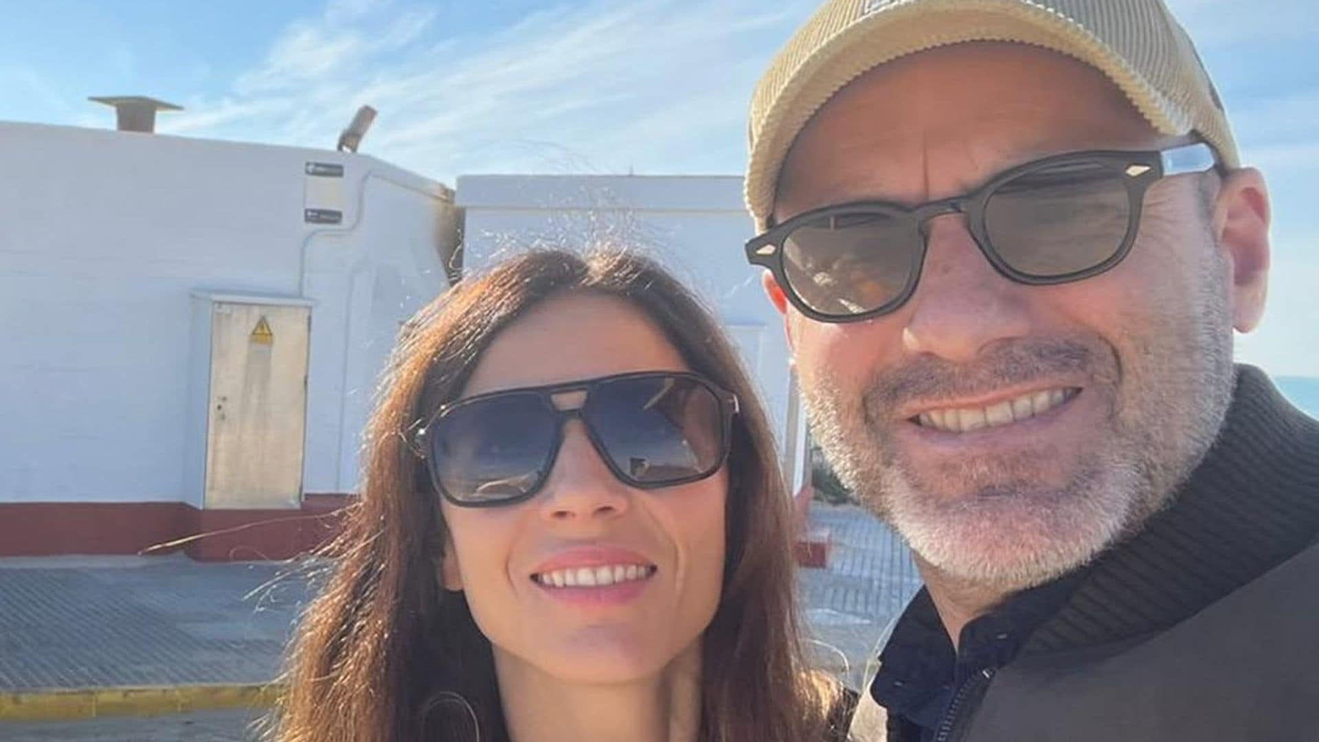 Borja Sémper regresa a Génova tras 4 meses de tratamiento contra el cáncer: "Chico nuevo en la oficina"