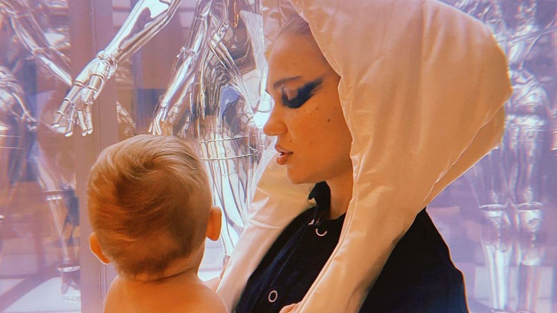 Hija de Elon Musk y Grimes tiene un nuevo nombre igual de extraño que el primero
