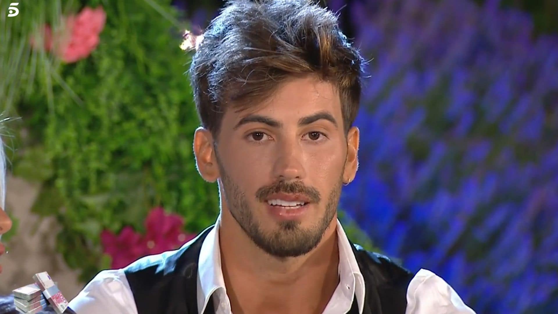 Iván confiesa sus sentimientos por Oriana