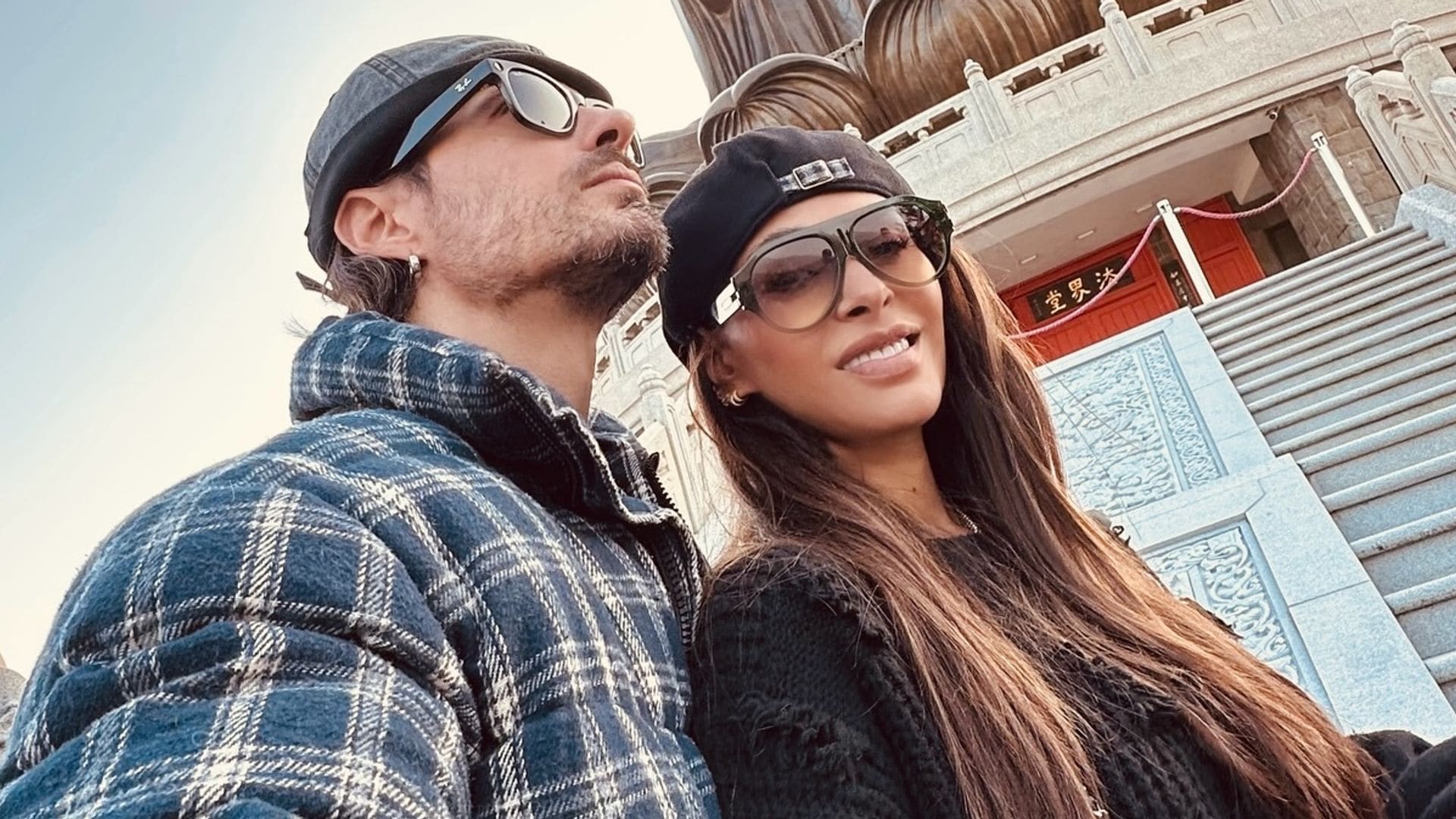 Galilea Montijo y su novio en Hong Kong
