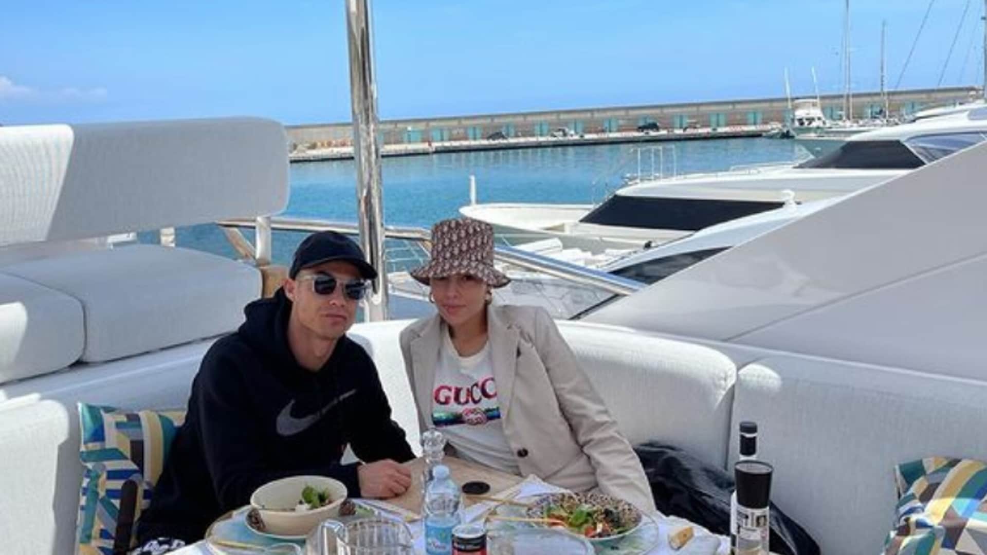 georgina y cristiano disfrutan de una escapada familiar