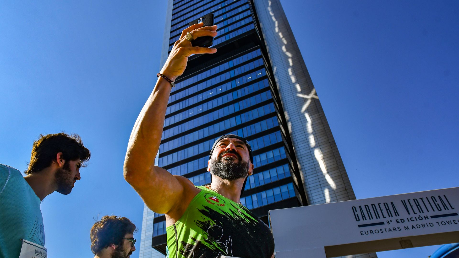 Carrera vertical en el Eurostars Madrid Tower 5*