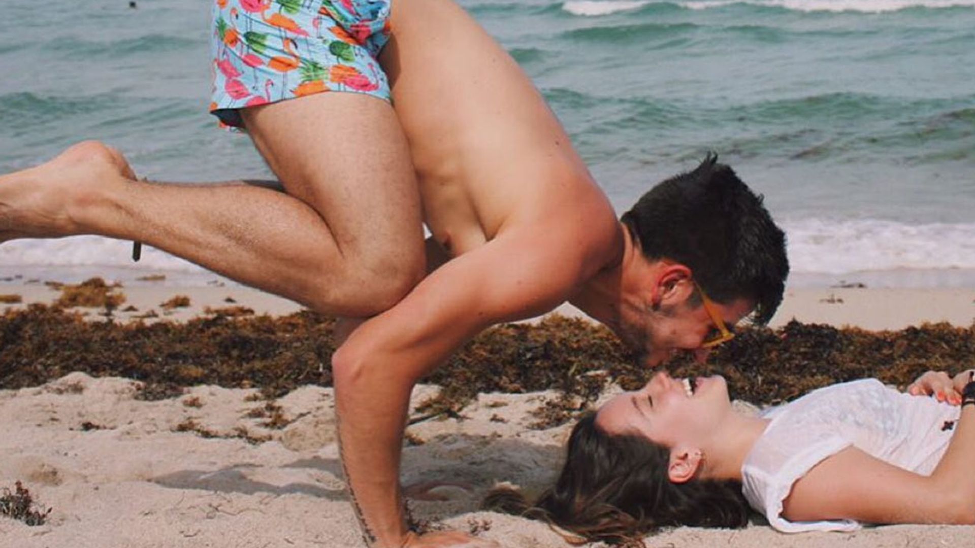 Camilo y Evaluna rescatan sus momentos más románticos para celebrar su aniversario tras ser padres