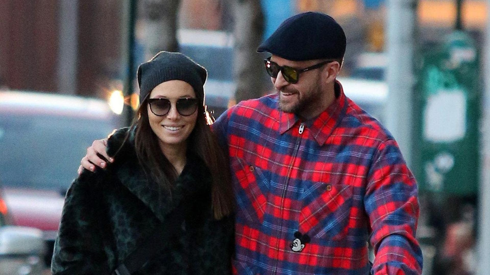 Justin Timberlake, todo un 'padrazo' con su hijo Silas durante un paseo en familia por Nueva York