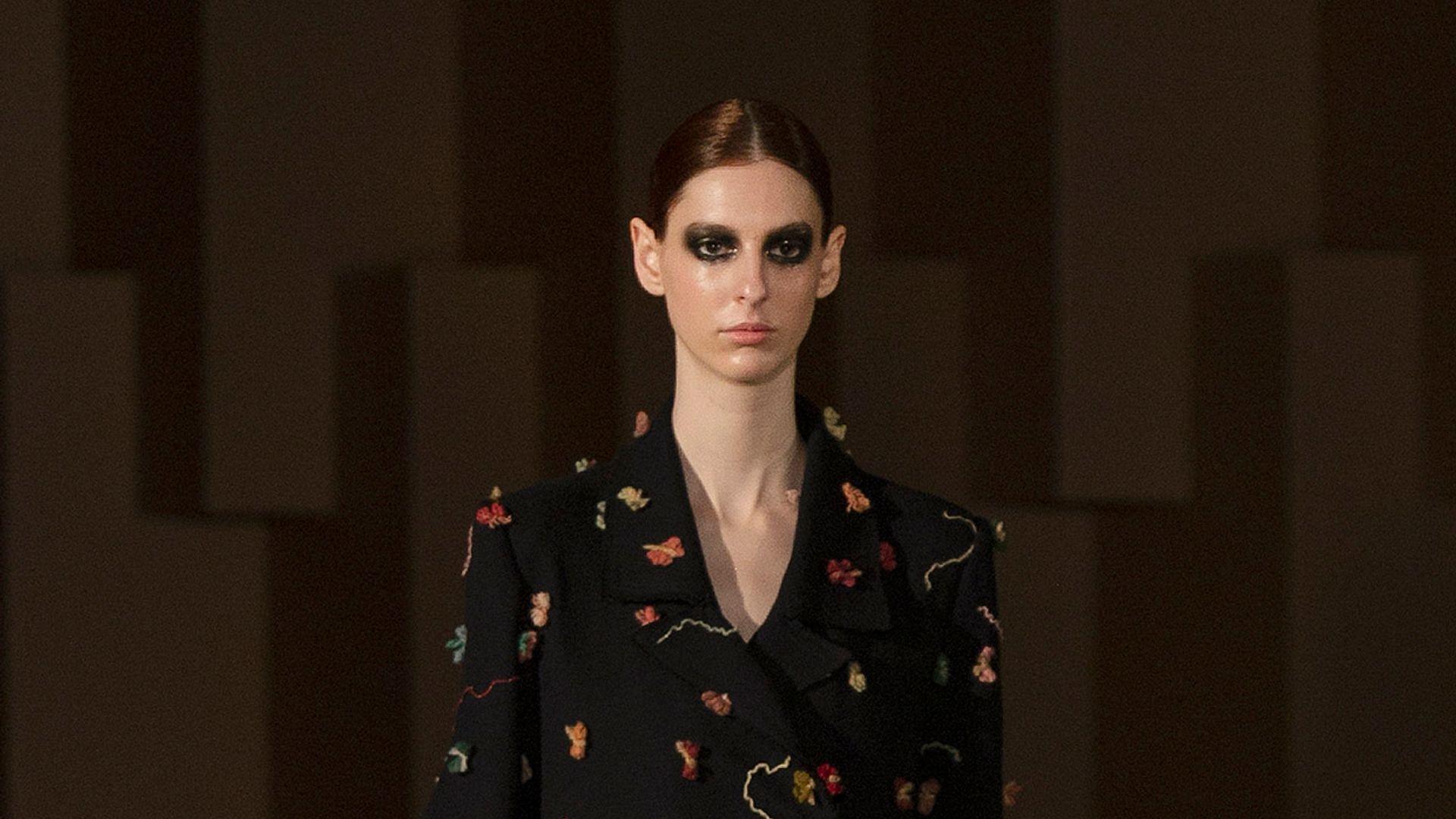 Moisés Nieto da vida a los cuadros de Goya en una colección con guiño sostenible y artesanal