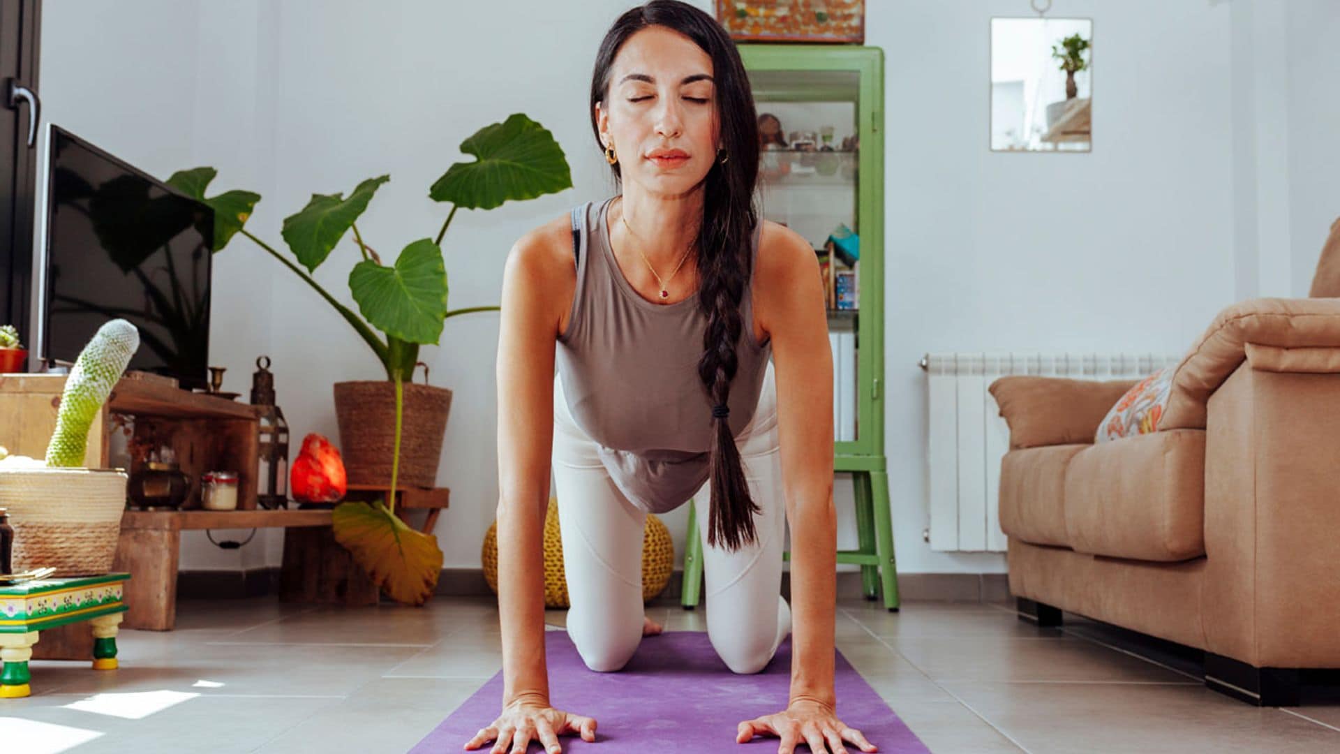 Los mejores ejercicios de Pilates si tienes espondiloartrosis