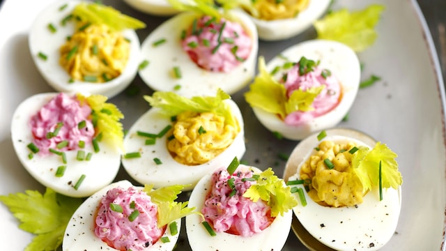 Huevos rellenos