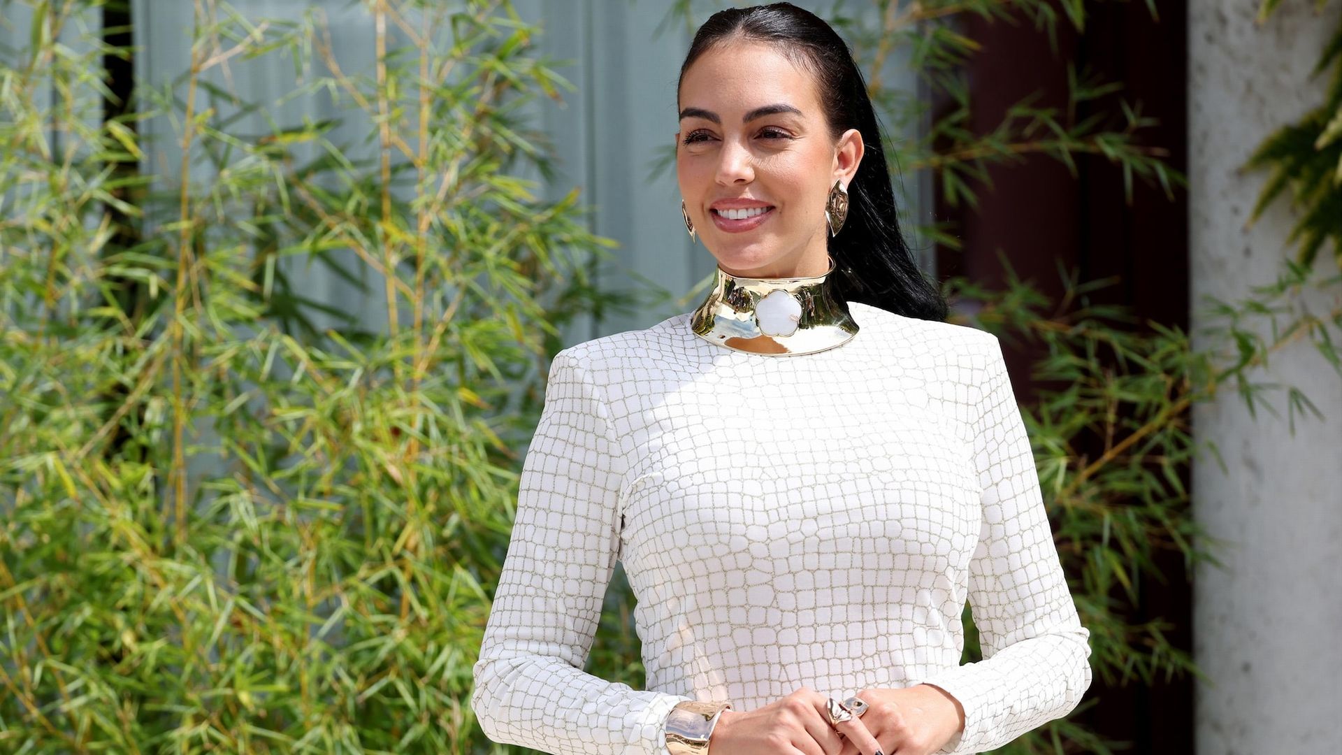 De cara a los días santos, Georgina Rodríguez comparte su faceta más espiritual