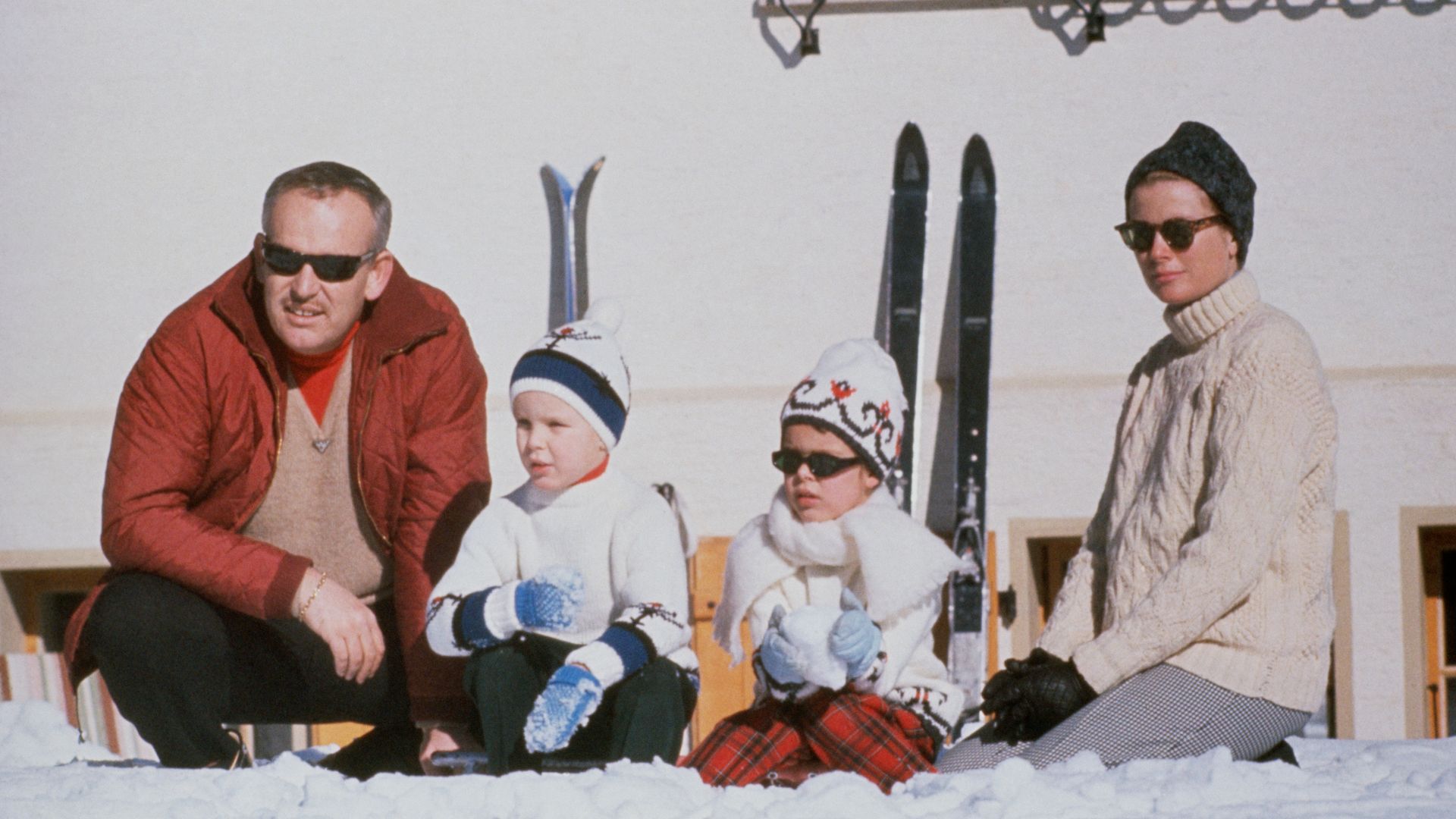 Las reinas del 'après-ski', de Diana de Gales a Grace Kelly: 7 iconos que convirtieron la montaña en pasarela