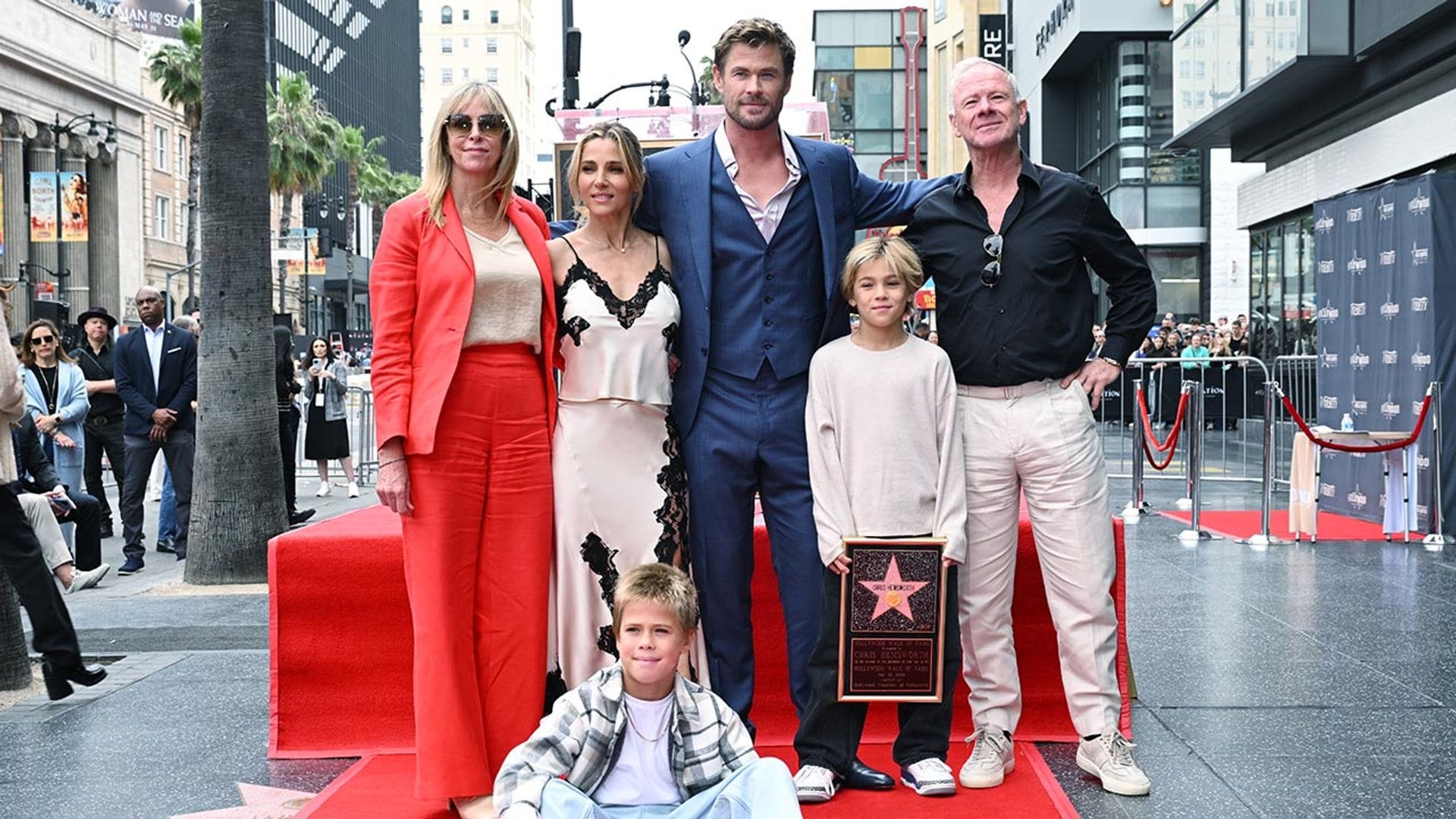 Chris Hemsworth le dedica la Estrella de la Fama a Elsa Pataky y a sus hijos
