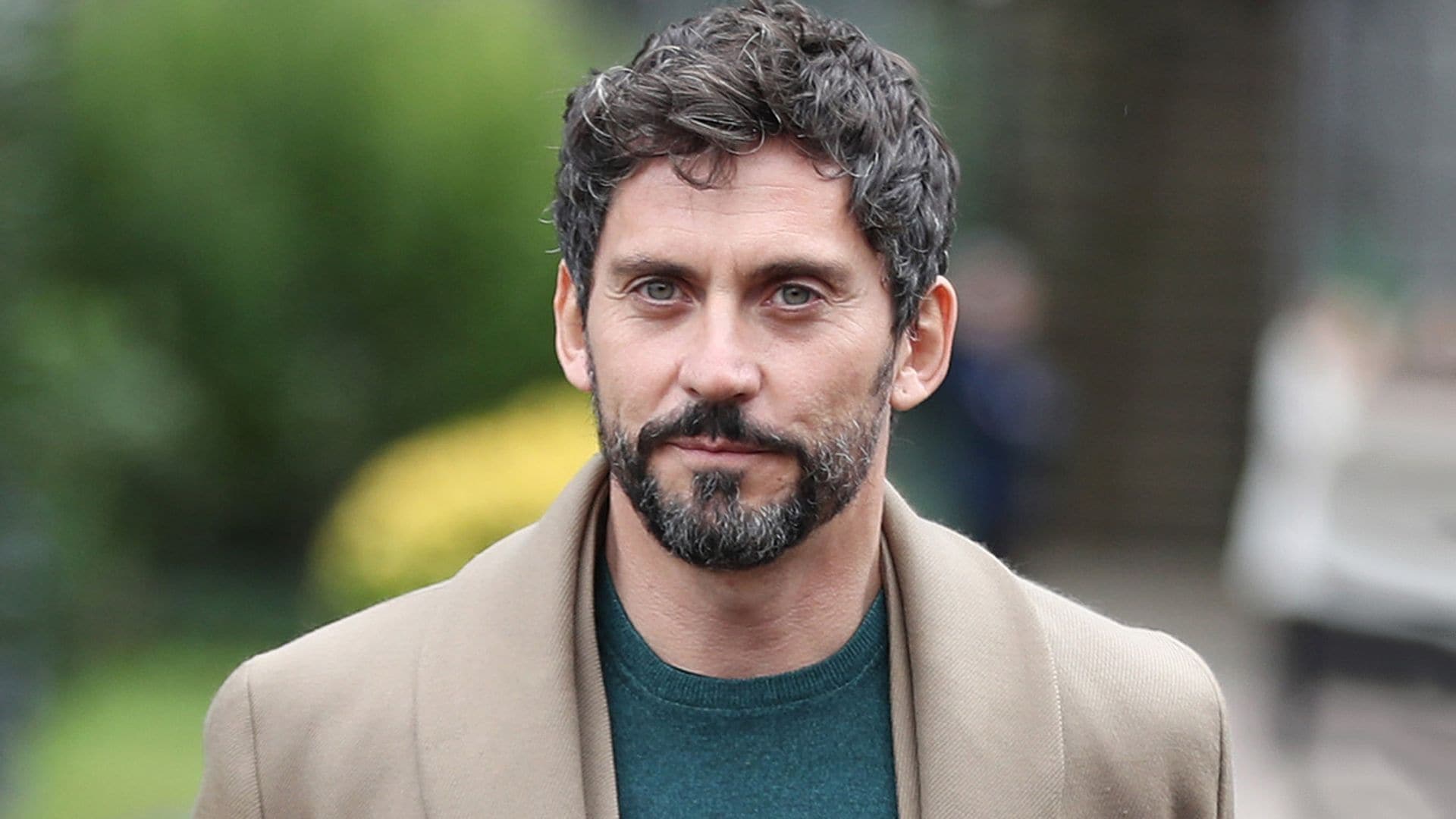 Paco León celebra su 46º cumpleaños con un cambio de look radical