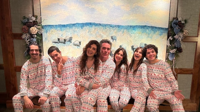 Eduardo Santamarina, Mayrín Villanueva y su familia.