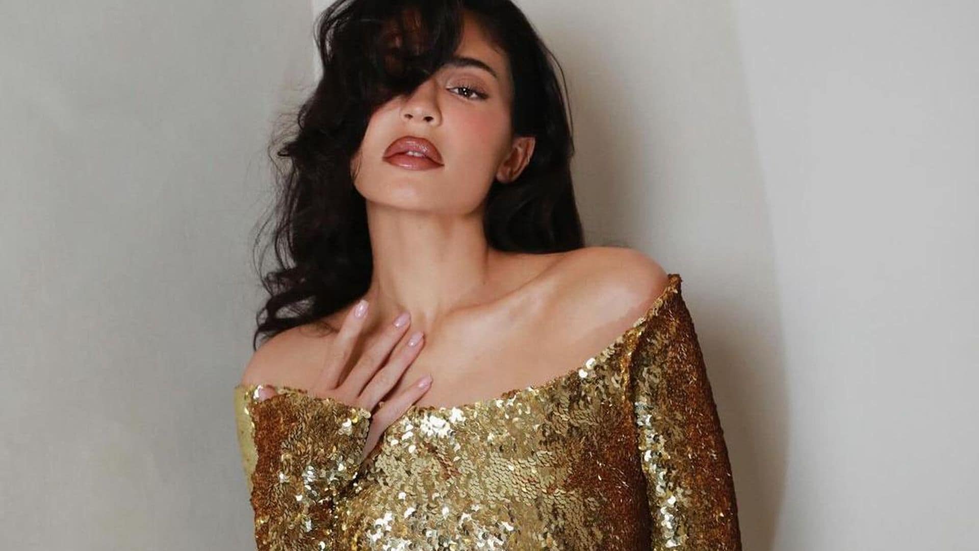 Kylie Jenner presenta su nueva fragancia y ya sabemos a qué huele