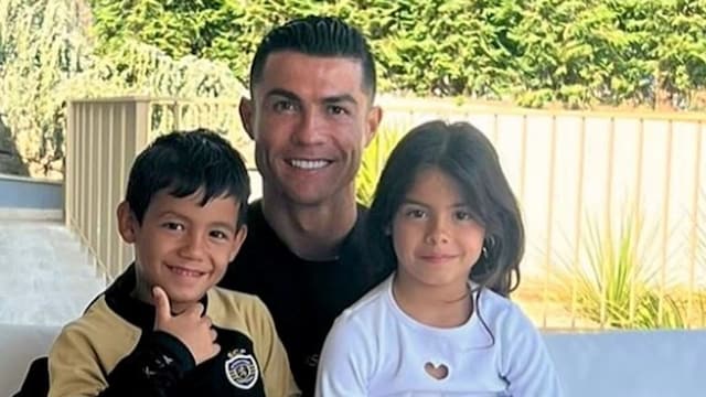Dolores Aveiro, mamá de Cristiano Ronaldo, también felicitó a los pequeños